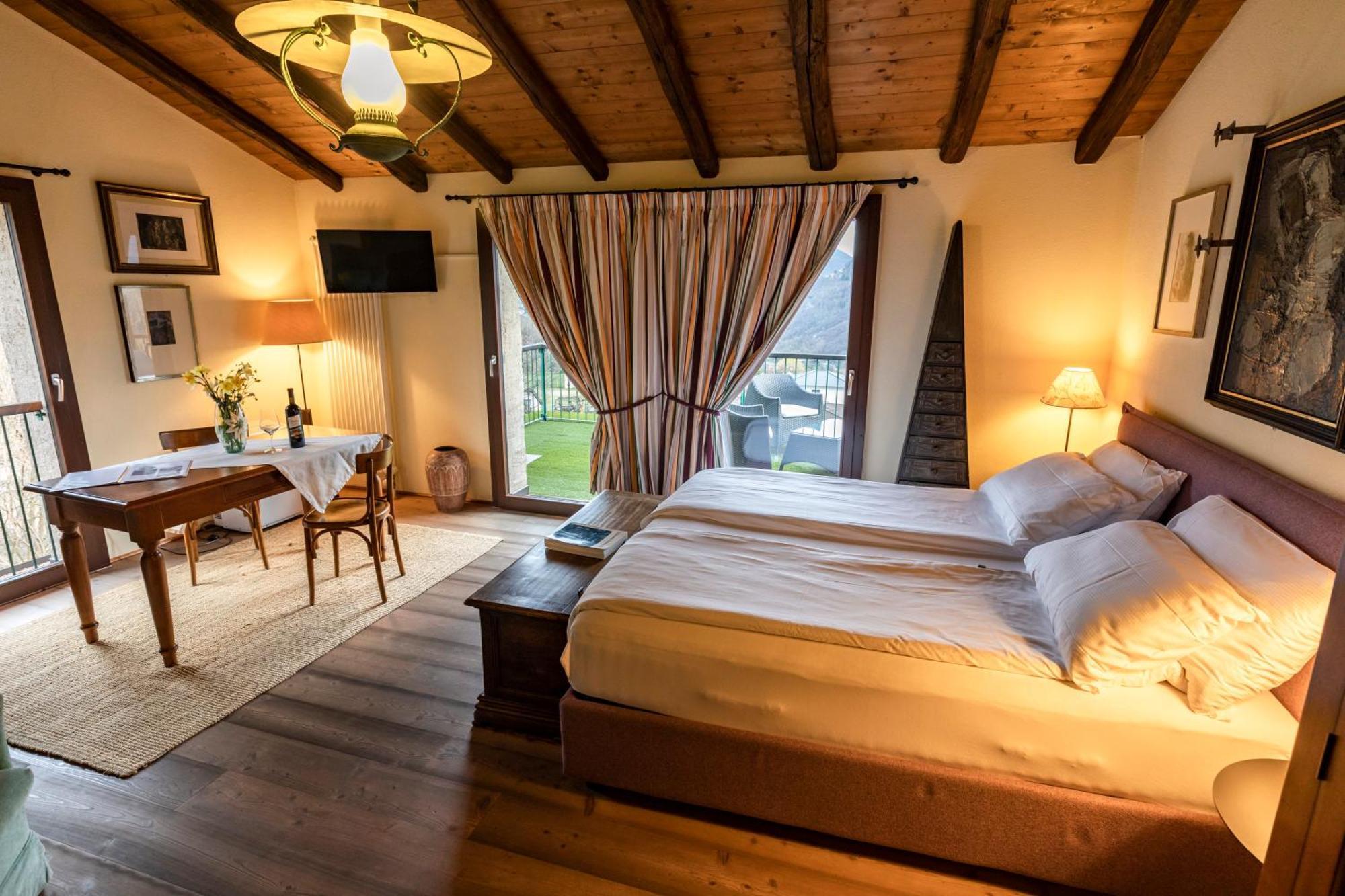 Wine & Art Relais Vallombrosa Castelrotto Room photo