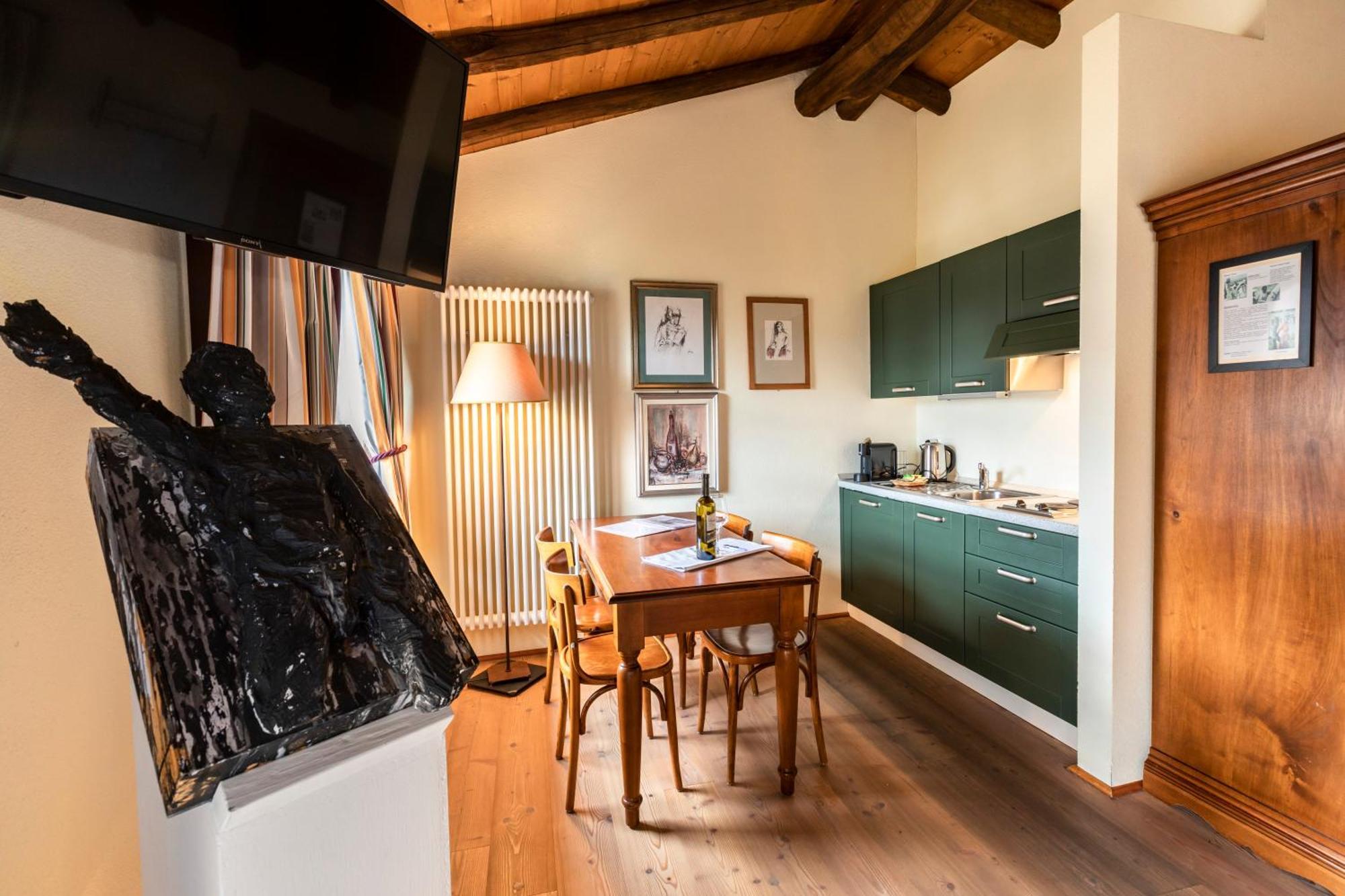 Wine & Art Relais Vallombrosa Castelrotto Room photo