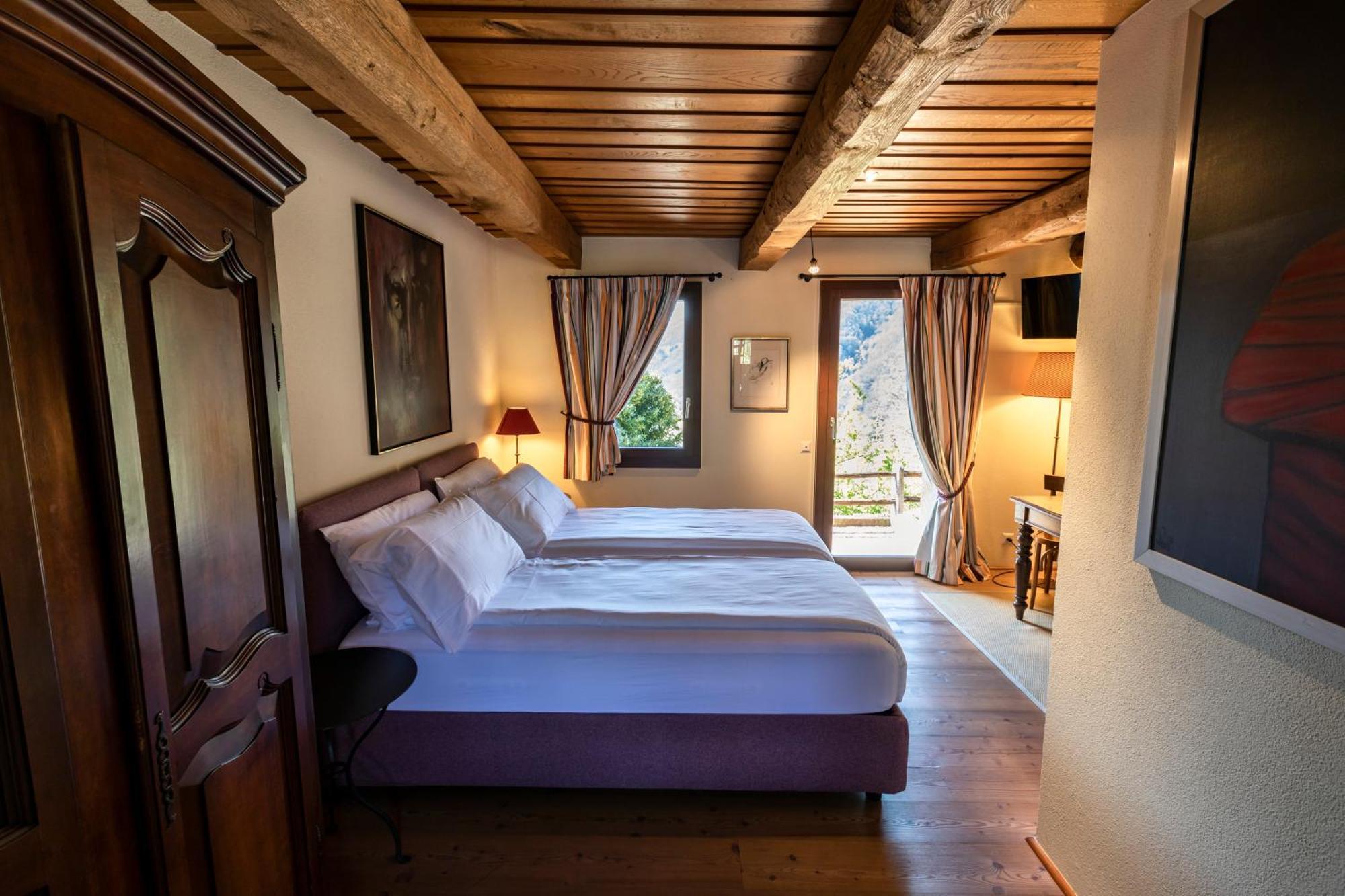 Wine & Art Relais Vallombrosa Castelrotto Room photo